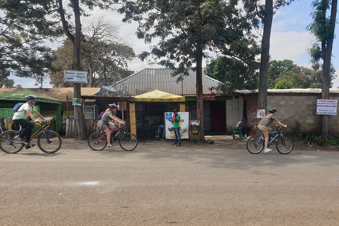 Mountain Bike Tour of the Foothills of Mount Meru - Seeing how mbege banana beer is made