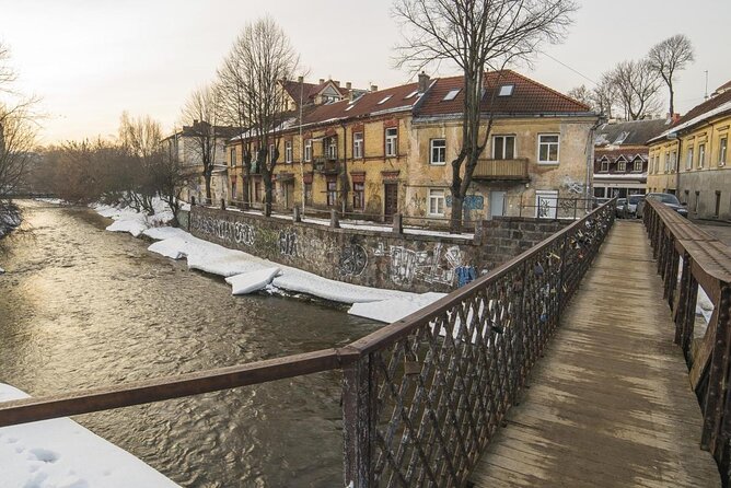 Mountain Bike Tour to Pavilniai Regional Park - Markučiai adds estates and changing architecture