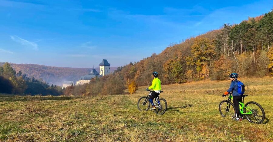 Mountain Biking Full Day Trip to The Karlstejn Castle - A premium bike makes a real difference