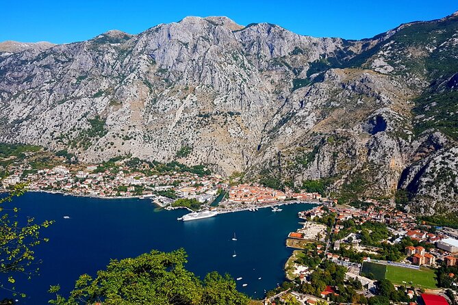 Mountain Biking on Vrmac peninsula - Panoramic view on Kotor bay - What the guides add to the ride