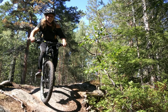 Mountain Biking Small-Group in Stockholm Forests for Beginners - Lakes, wildlife, and the best parts of the reserve