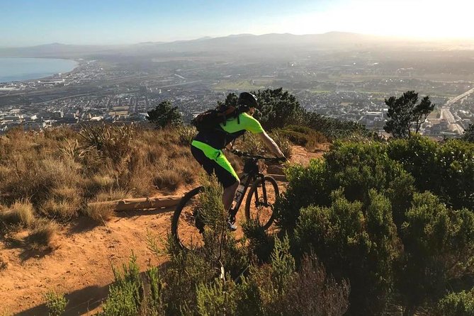Mountain Biking Table Mountain to Constantia Morning Ride - The 7:30 am start at the lower cableway station
