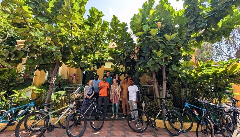 Mysore City Bike Tour Morning 3.5 Hours: Mysore By Cycle - Devraja Market, where daily life takes over