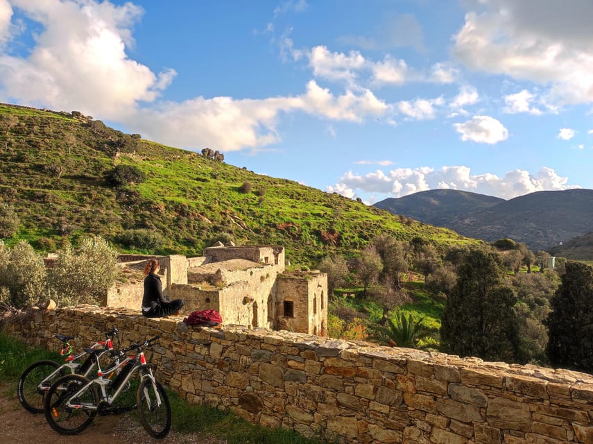 Naxos: Private e-Mountain Biking and Hiking adventure - Villages, ruins, and mountain paths