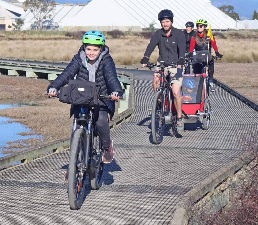 Nelson: Great Taste Trail Coastal Bike Ride to Mapua - Getting started near Tahuna Beach