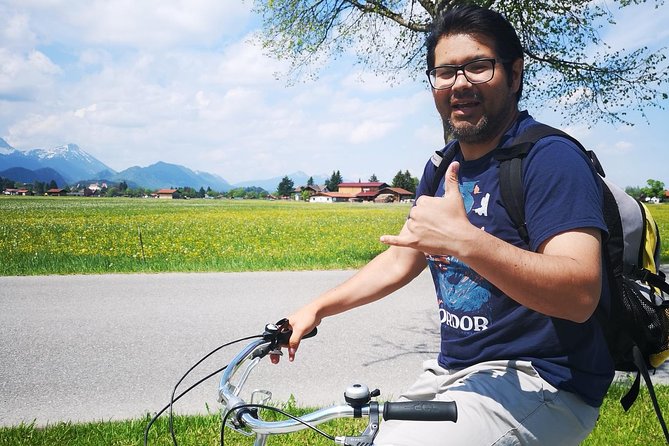 Neuschwanstein Castle by Bus Incl. Bike Ride or Hohenschwangau - Inside Neuschwanstein Castle