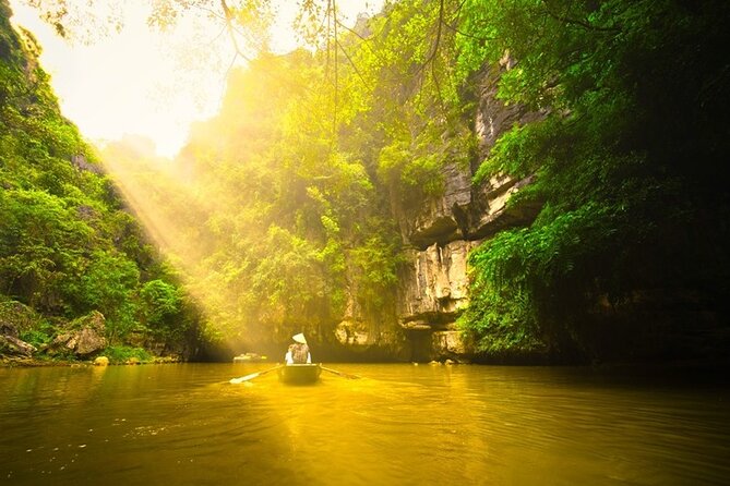 Ninh Binh Full-Day Tour Hoa Lu Tam Coc Cycling, Boat,Buffet Lunch - Hoa Lu and the temples of two early emperors