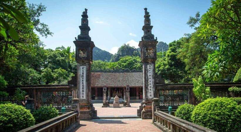 Ninh Binh: Hoa Lu Mua Cave Trang An on Limousine and Cycling - How the Day Feels as a Whole