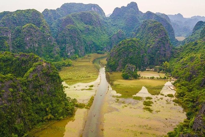 Ninh Binh - Hoa Lu - Trang An - Mua Cave Day Trip: Boat trip, Hiking & Cycling - The rushed pace and crowded boat route