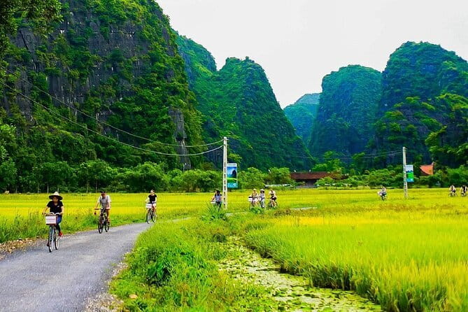 Ninh Binh Trip From Hanoi: Hoa Lu-Mua Cave-Boat-Cycling-Lunch - Starting from Hanoi’s Old Quarter
