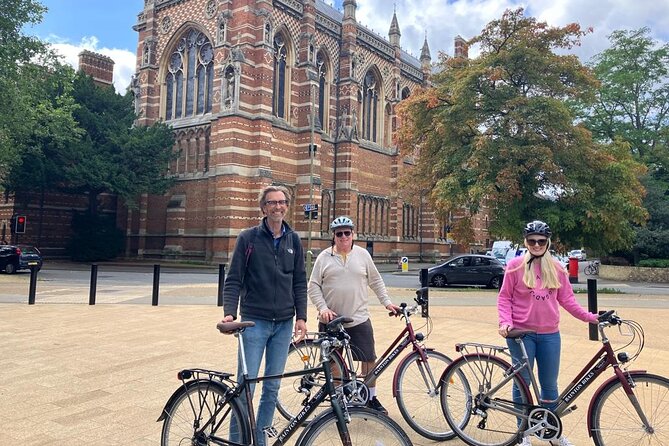 Official Oxford Cycle Tour - The Thames at Oxford
