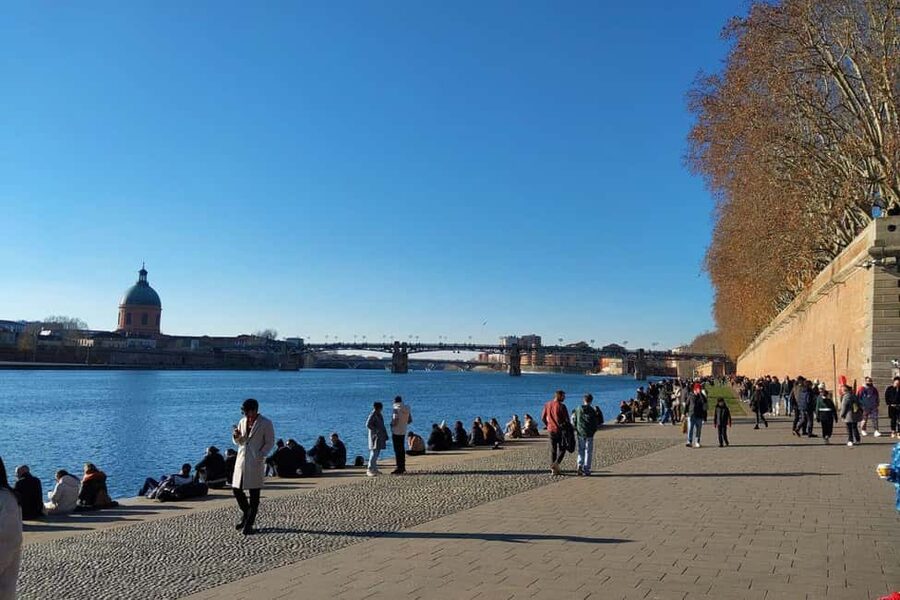 Panoramic Toulouse, e-bike ride, and cable car - What makes this Toulouse ride worth considering