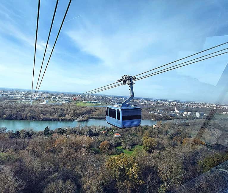 Panoramic Toulouse, e-bike ride, and cable car - Booking details that matter