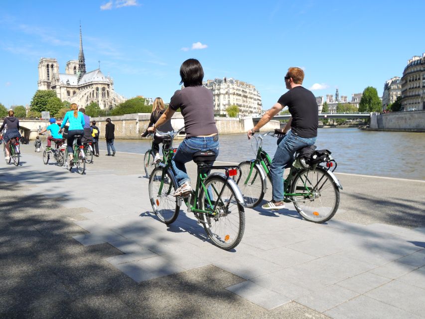 Paris: Famous Monuments Cycling Tour - Grand Palais, Petit Palais, and the Champs-Elysées