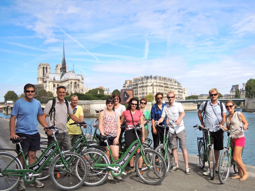 Paris: Famous Monuments Cycling Tour - Notre Dame and the Île de la Cité