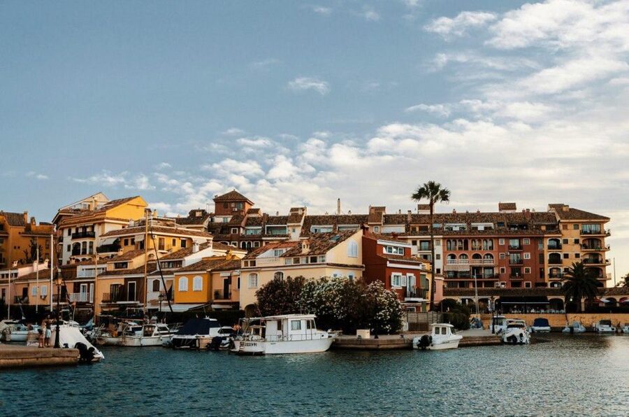 Pedal Through Paradise: Port Saplaya's E-Bike Adventure - Starting in Russafa, Valencia’s creative quarter