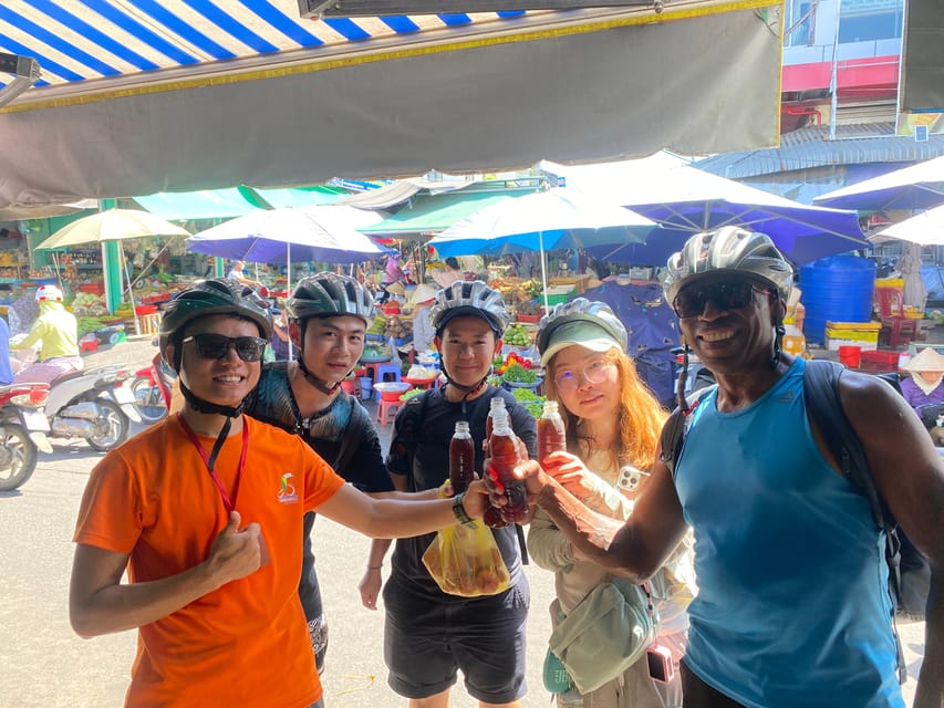 Phu Quoc: Morning Cycling Tour with Local Guide - Cao Dai Temple: a quick lesson in island religion