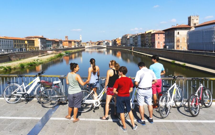 Pisa: Self-Guided Bike Tour to Lucca - Reaching Lucca’s Medieval Walls