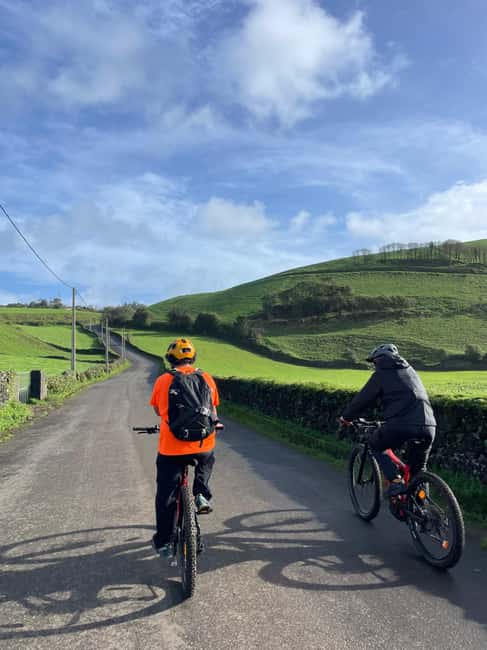 Ponta Delgada: E-Bike Cycling Tour - Higher views at Alto da Mãe de Deus