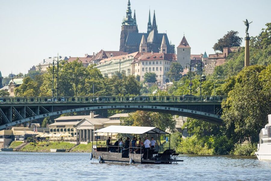 Prague: Private Cycle Boat River Tour with Beer or Prosecco - Beer, prosecco, music, and the social side