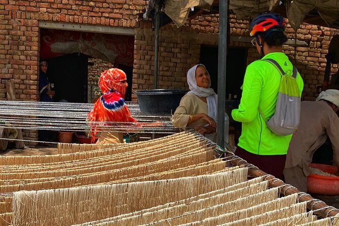Premium Delhi Aravalli Organic Cycle Tour - A glimpse of Real and Rural India - Who will enjoy this ride most