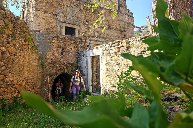 Private Bike and Hike Tour in Naxos - The farm visit and the human touch