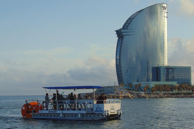 Private Boat rental - Pedal Cruises Barcelona - Cycle Boat - Music and the mood on board