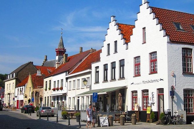 Private Bruges Countryside Cycling Tour to Damme with Guided Walk - Why this ride reaches places a walking tour misses