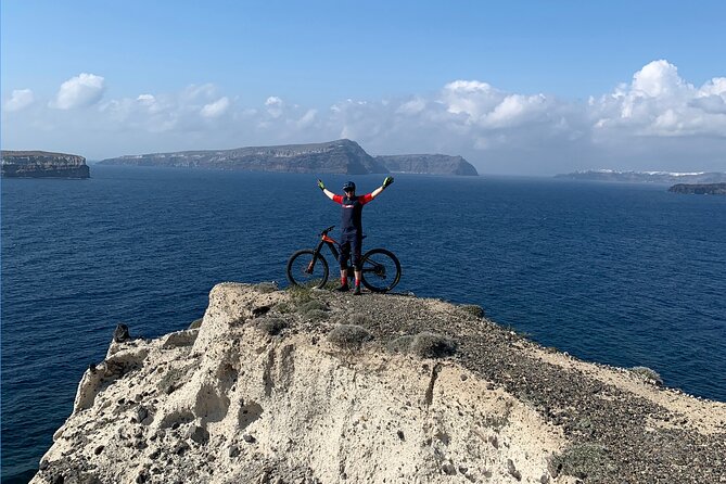 Private Electric Mountain Bike Experience and Tour in Santorini - Key points at a glance