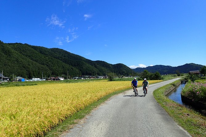Private-group Morning Cycling Tour in Hida-Furukawa - Leaving the streets for Satoyama country