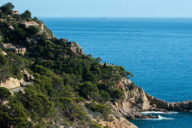 Private guided Costa Brava Cycling Tour: The Best Catalonia Road - Starting in Caldes de Malavella