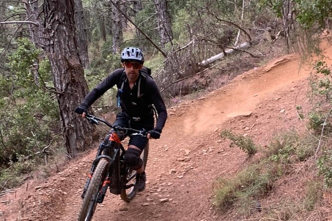 Private Mountain Bike,Trail Ride Tour of Mount Ymittos, Athens. - Choosing your bike and protective gear