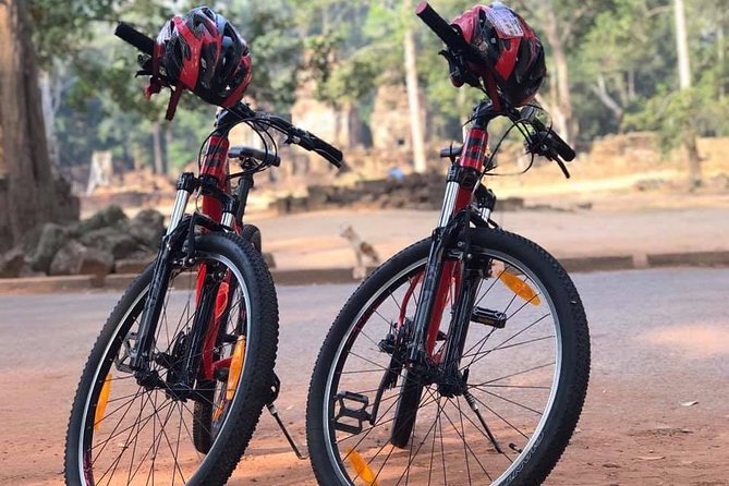 Private Siem Reap Countryside Cycling Tour - Pagodas, schools, and the human side of the countryside