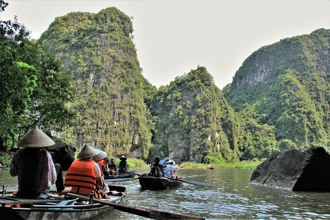 Private Tour: Hoa Lu and Tam Coc Boat and Bike Day Trip from Hanoi - What the private format really adds