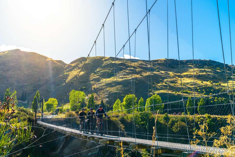 Queenstown: Self-Guided Bike Ride on the Arrow Bridges Trail - Why the self-guided format works