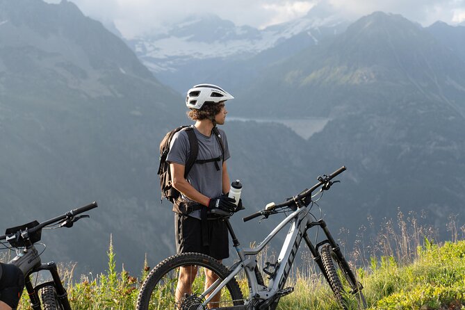 Ride at altitude above Chamonix on an electric mountain bike - Les Houches, Argentière, and the changing view