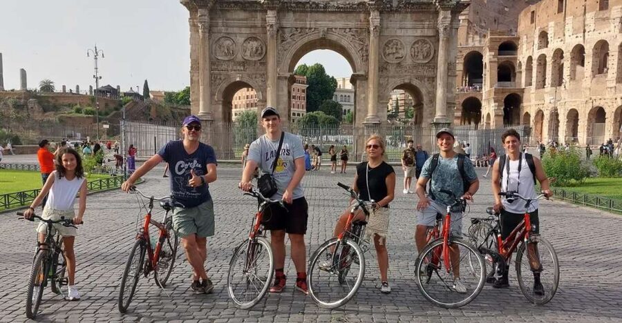 Rome: Cycling through Eternity - Starting near the Colosseum and Circus Maximus