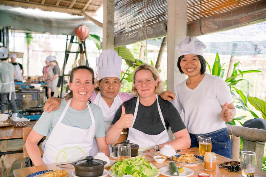 Rural Cycle, Market Tour, Basket Boat & Organic Farm Cooking - Key points at a glance