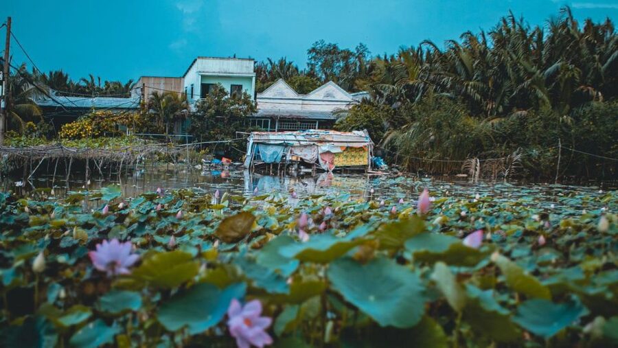 Saigon's Last Mekong Countryside Cycle Tour-Ho Chi Minh City - A break at Quán Nhà Lá