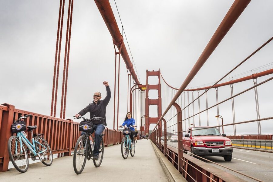 San Francisco: Golden Gate Bridge to Sausalito Cycling Tour - Fort Mason, the Marina, and the Palace of Fine Arts