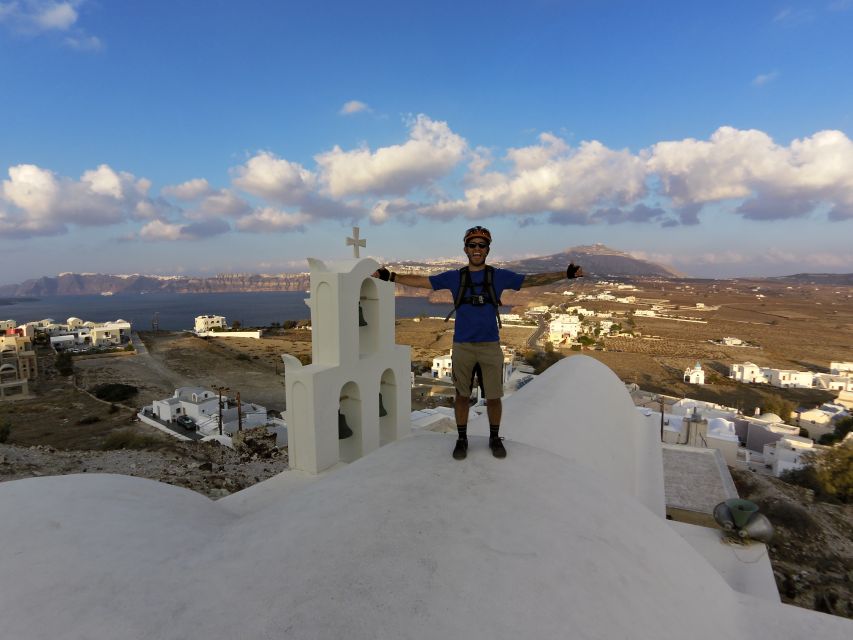 Santorini: Electric Mountain Bike Adventure - Perivolos and Perissa: a practical start by the black sand