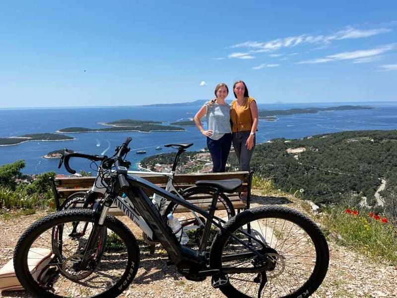 Self-guided mountain bike tour (non-electric) - Climbing toward Vidikovac