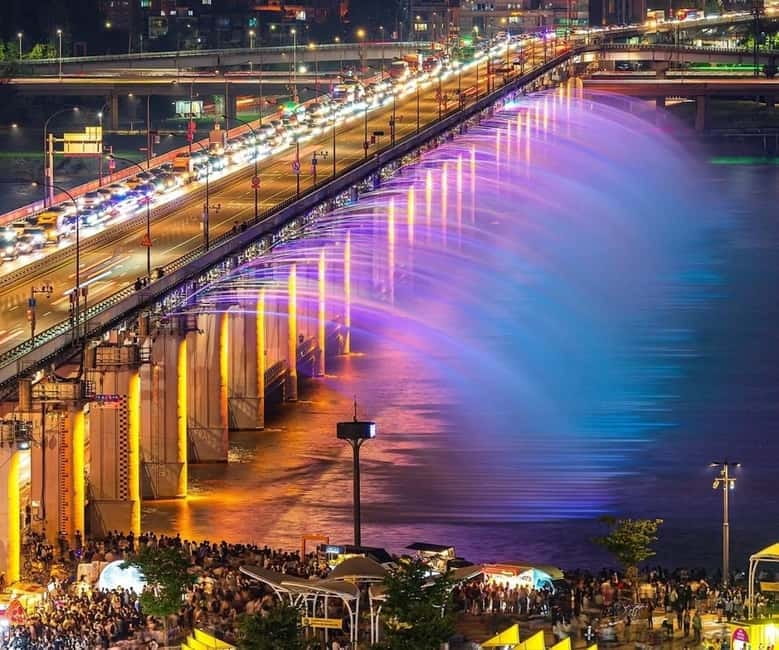Seoul: Small Group Picnic & Night Bike Ride at Han River - Banpo Bridge and the Moonlight Rainbow Fountain