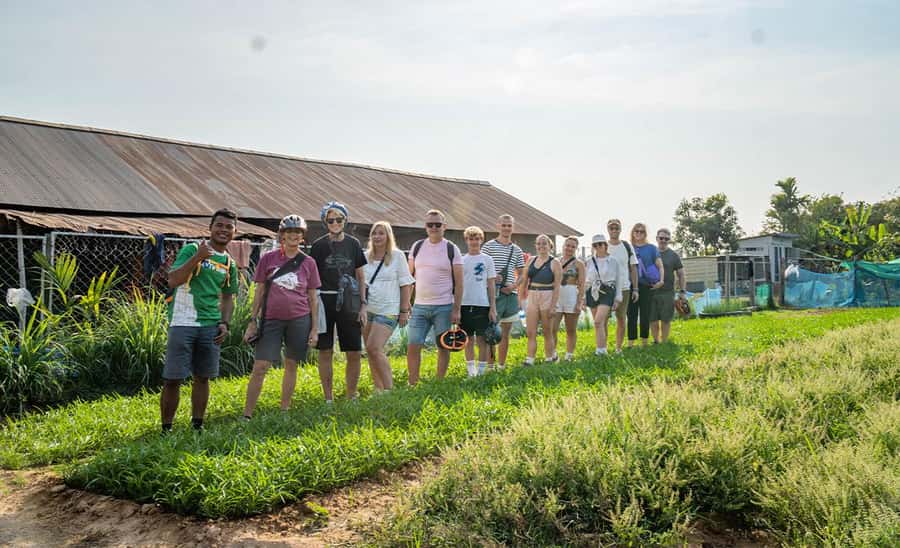 Siem Reap: Guided Countryside Bike Tour - Safety, pace, and group size