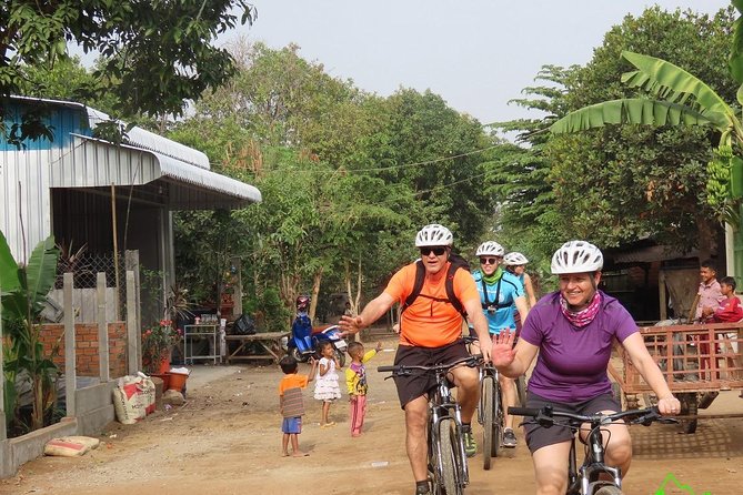 Silk Island Cycling Adventure & lunch with locals - What the $45 price really includes