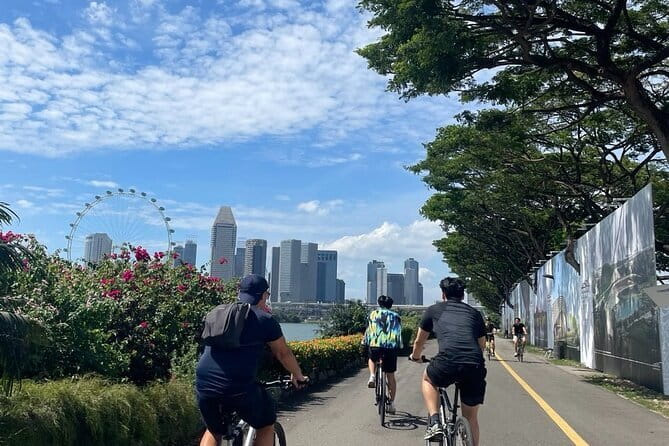 Singapore Beach City Cycling Tour - Marina Barrage: Water, Parks, and a Changing Skyline
