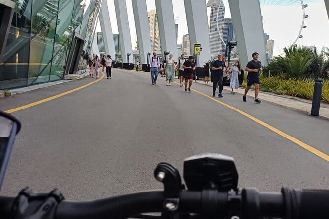 Singapore Beach City Cycling Tour - East Coast Park: Sea Air and Room to Pause