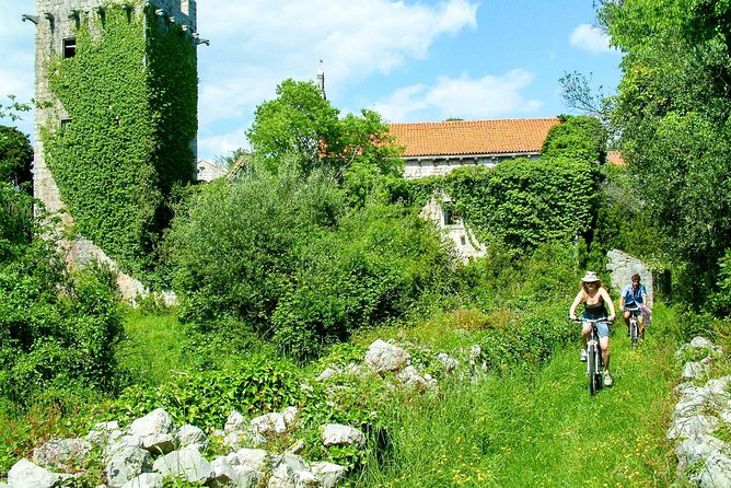 Sipan Island Cycling - Key points to know before booking