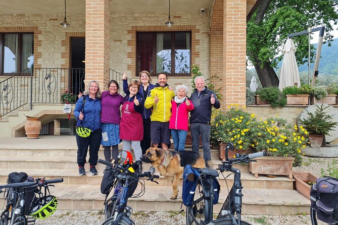 Spello E-Bike & Wine Tour with Scenic Winery Lunch - Following the Olive Path toward Assisi