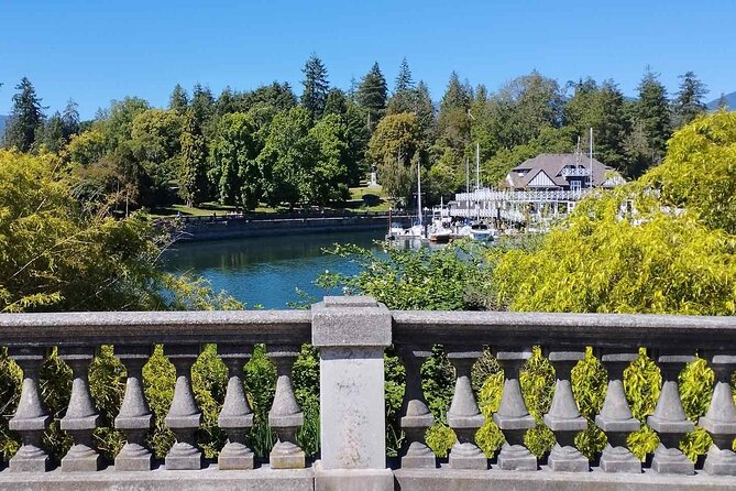 Stanley Park Bike Adventure with Lux Car Pick Up Affordable Easy - Third Beach, Second Beach, and the Rose Garden